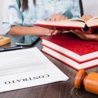 lawyersris
