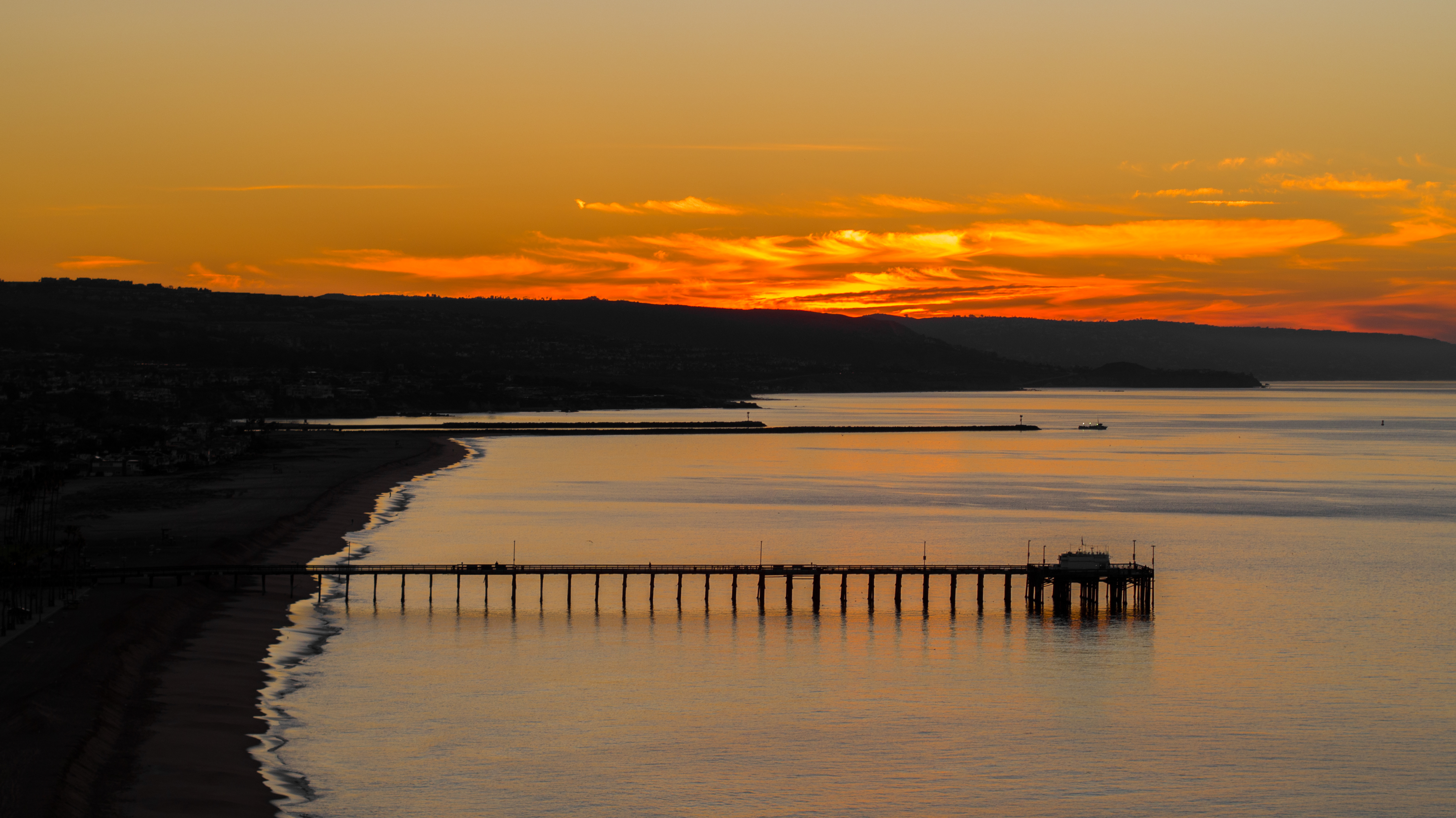 Sunrise at the Balboa Pier